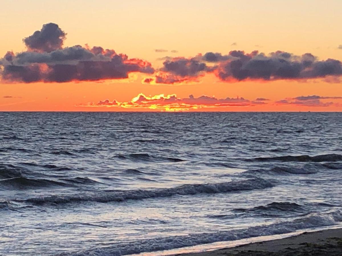 Veela Metsamaja Villa Noarootsi Bagian luar foto